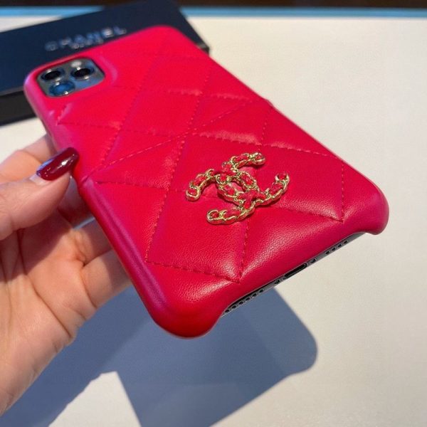 世界中で大人気♪シャネル スマホケース スーパーコピー iPhone11/12/13ケース shc81549 - 画像 (2)