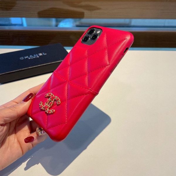 世界中で大人気♪シャネル スマホケース スーパーコピー iPhone11/12/13ケース shc81549 - 画像 (6)