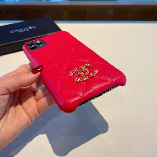 世界中で大人気♪シャネル スマホケース スーパーコピー iPhone11/12/13ケース shc81549 - 画像 (7)