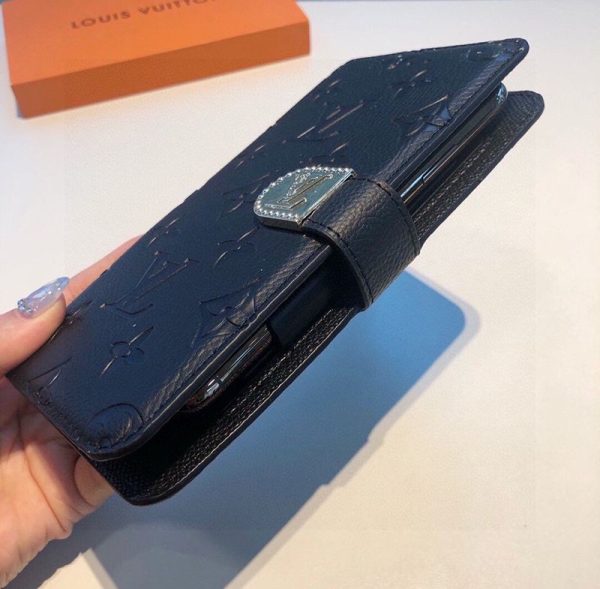 超話題!新作 ルイヴィトン iPhoneケース 偽物 手帳型ケース 2色 vuh84227 - 画像 (6)