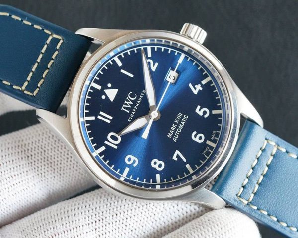 世界中で大人気♪IWC コピー パイロットウォッチ マーク18 プティプランス iwx76613 - 画像 (6)