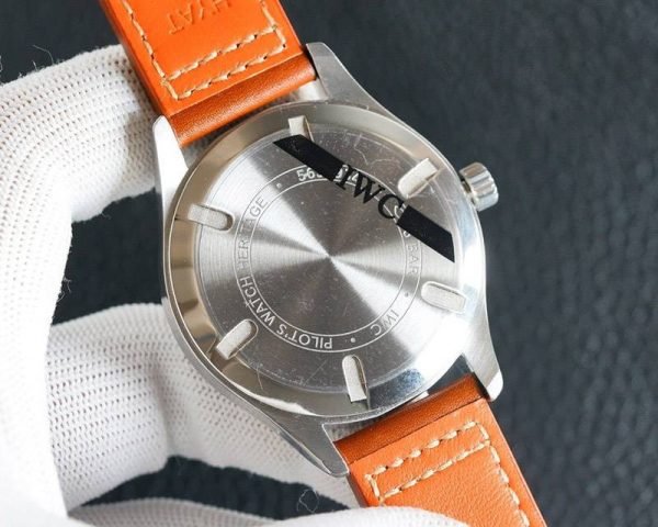 世界中で大人気♪IWC コピー パイロットウォッチ マーク18 プティプランス iwx76613 - 画像 (8)