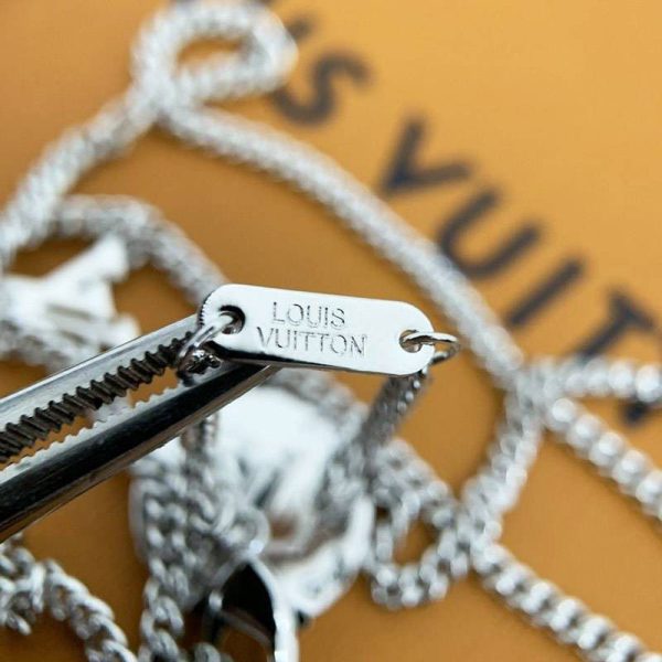 送料込ルイヴィトン LVロゴ ネックレス スーパーコピー vue79786 - 画像 (6)
