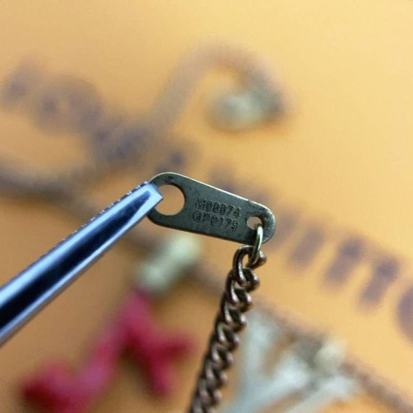 可愛いルイヴィトン ペンダントチェーンLVコーラル 偽物 ネックレス vuw95935 - 画像 (8)