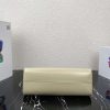 人気 新作 プラダ カーフ ハンドバッグ 偽物 ギフトに最適♪ puw31789 - 画像 (4)