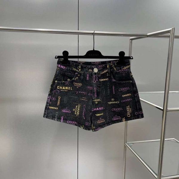 最安値挑戦シャネル プリント デニム ショートパンツ 偽物 shn13678 - 画像 (3)