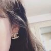 入手困難シャネル 偽物 CCロゴ レジン & ストラス ピアス she43849 - 画像 (5)