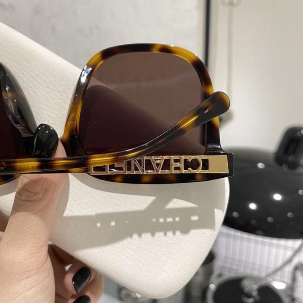 超話題!シャネル コピー スクエア シェイプ サングラス shg84889 - 画像 (6)