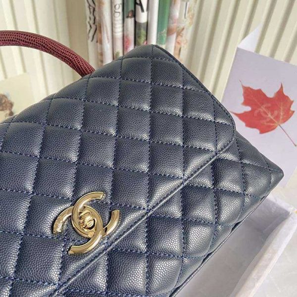 21-22AW 大人気♪シャネル 偽物 キャビアスキン ショルダーバッグ shz55522 - 画像 (5)