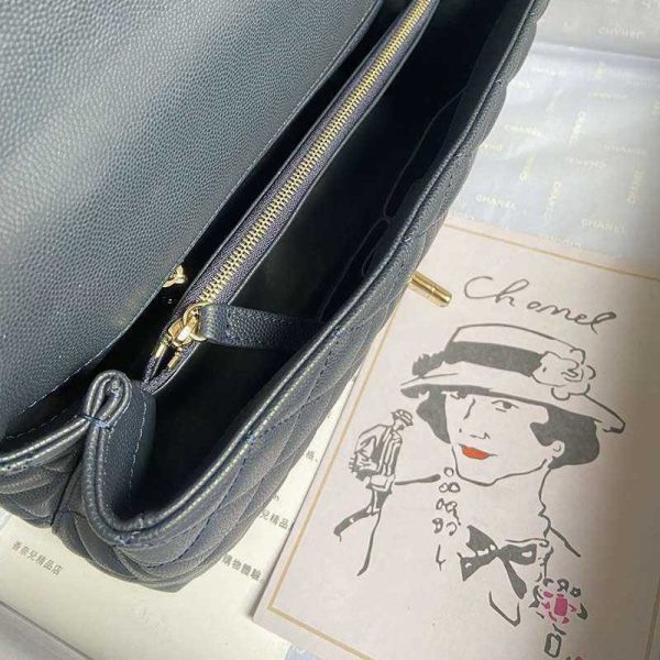21-22AW 大人気♪シャネル 偽物 キャビアスキン ショルダーバッグ shz55522 - 画像 (8)