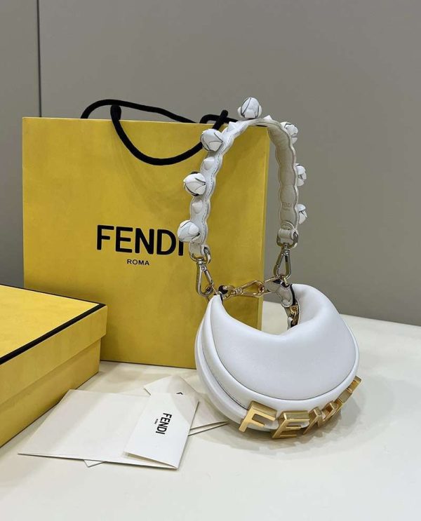 高品質♪♪♪フェンディ グラフィー スーパーコピー レザーチャーム  fec07230 - 画像 (7)