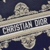 最安値挑戦ディオール ブックトート 偽物 ブルーの刺繍カーフスキン 2サイズ dey92412 - 画像 (8)