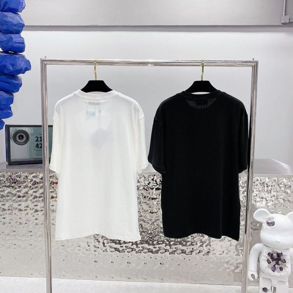 大人気!!新色シャネル Tシャツ スーパーコピー プリント プレタ クルーズ sht43768 - 画像 (2)