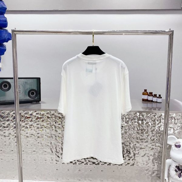 大人気!!新色シャネル Tシャツ スーパーコピー プリント プレタ クルーズ sht43768 - 画像 (4)