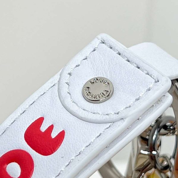 ☆超人気☆早い者勝ち♡ルイヴィトン Nigo キーホルダー スーパーコピーN級品 vuw65130 - 画像 (5)