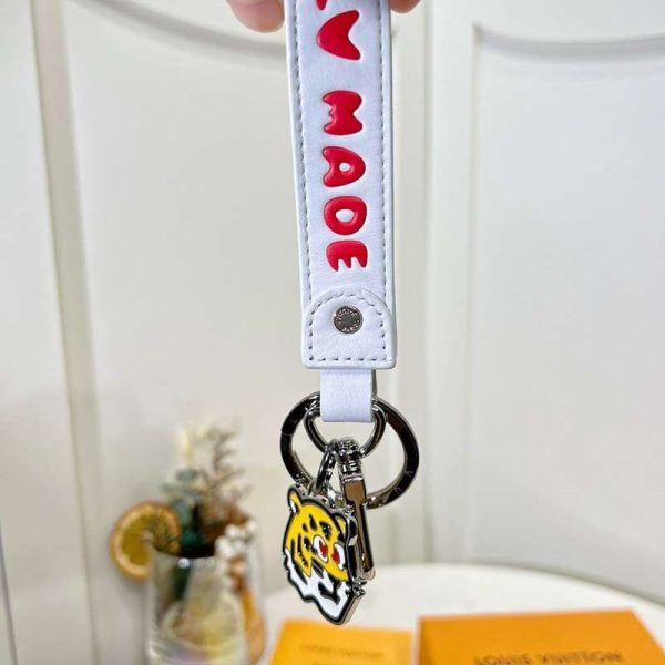 ☆超人気☆早い者勝ち♡ルイヴィトン Nigo キーホルダー スーパーコピーN級品 vuw65130 - 画像 (9)