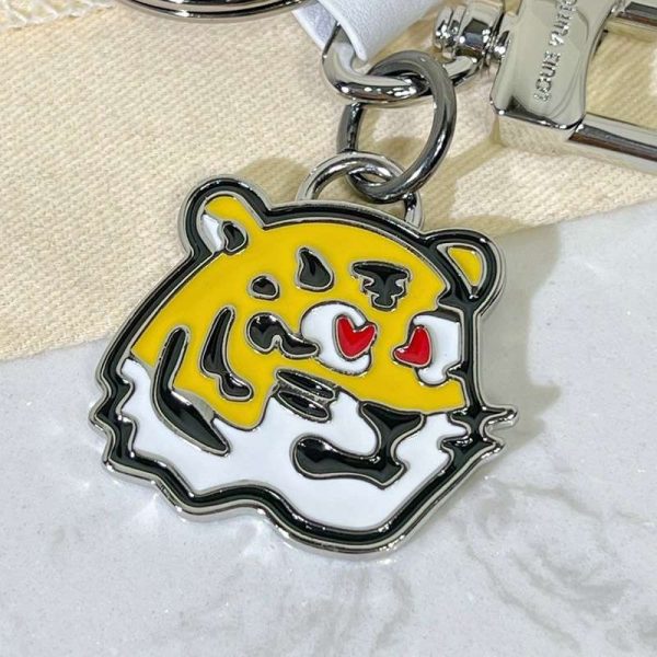 ☆超人気☆早い者勝ち♡ルイヴィトン Nigo キーホルダー スーパーコピーN級品 vuw65130 - 画像 (8)