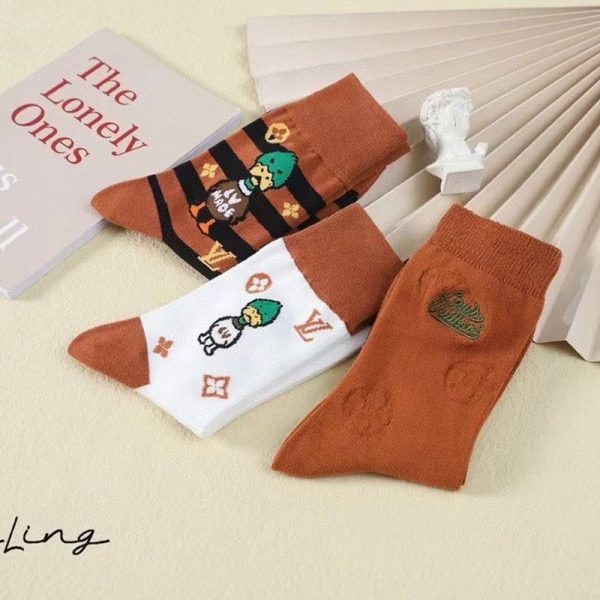 希少色【可愛いアイテムゲット】ルイヴィトン ソックス セット 偽物 全3種 vun98013 - 画像 (3)