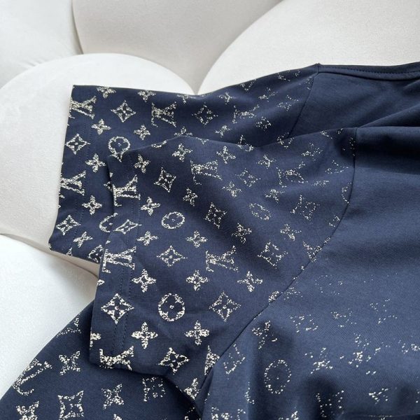 世界中で大人気♪​ルイヴィトン LVSE モノグラムグラディエント Tシャツ 偽物 vuw80110 - 画像 (5)