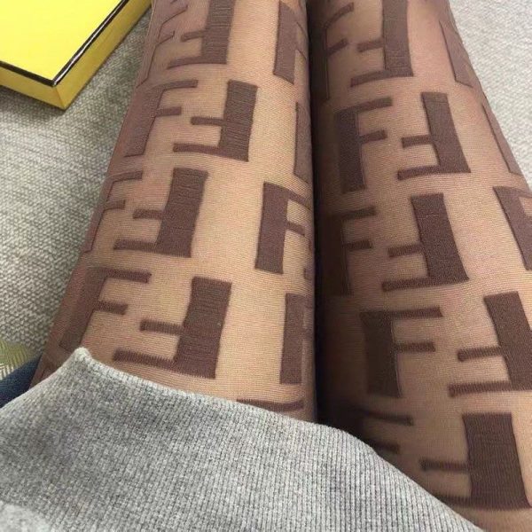 ★日本!!人気！フェンディ ナイロン ストッキング 偽物 FFカーリグラフィー fem75609 - 画像 (5)