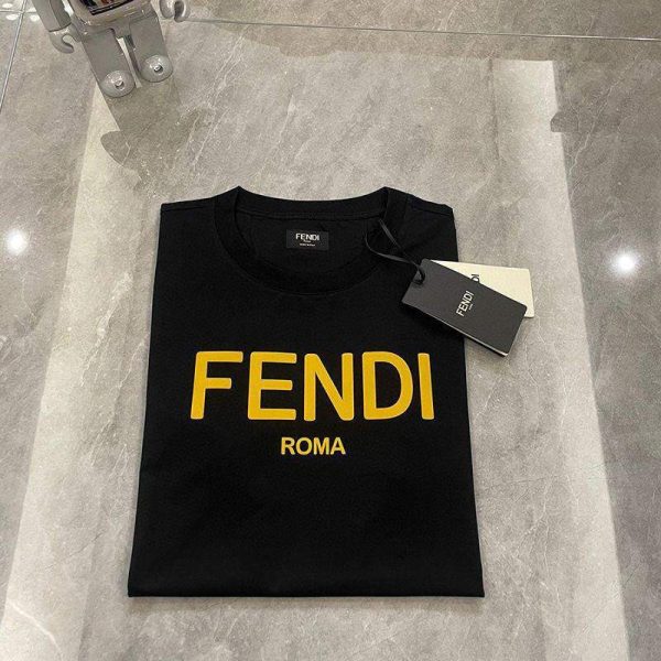 入手困難 フェンディ◆クルーネックロゴジャージーTシャツ fev16119 - 画像 (3)