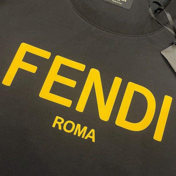 入手困難 フェンディ◆クルーネックロゴジャージーTシャツ fev16119 - 画像 (4)