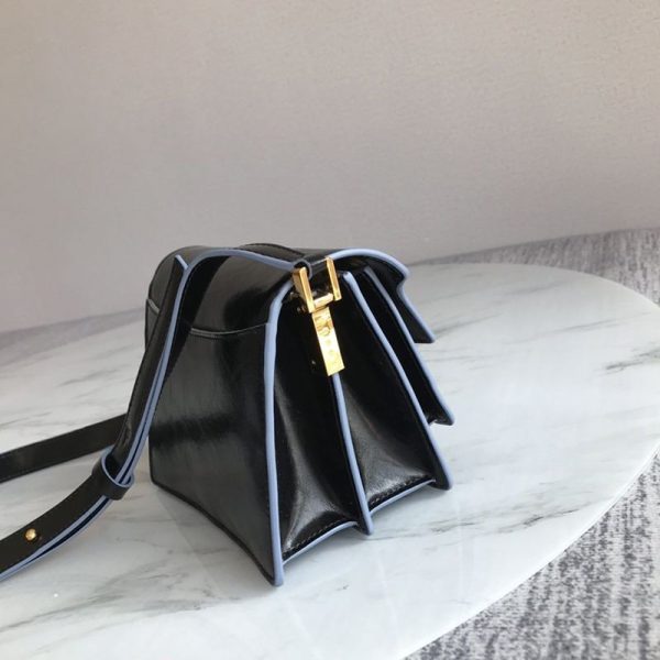 超希少！マルニ バッグコピー ☆trunk bag トランクバッグ 偽物 maw68725 - 画像 (3)