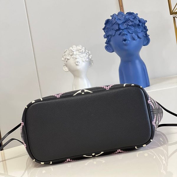 《大人気》ルイヴィトン ネヴァーフル MM コピー モノグラムアンプラント トートバッグ M46040 - 画像 (5)