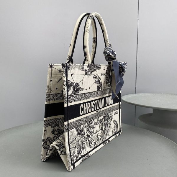 目を惹くカラー ディオール BOOK TOTE 偽物 ミディアムトートバッグ キウリ dez85857 - 画像 (2)