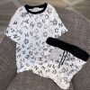 【日本未発売】シャネル ロゴ Tシャツ＆ ショーツ 上下セット 偽物 shz83729 - 画像 (2)