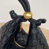 超話題!ボッテガヴェネタ コピー ターン ポーチ イントレチャートレザー ブラック 701024V1W518425 - 画像 (4)