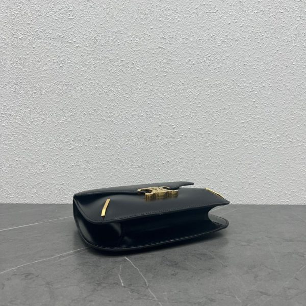 春夏新作セリーヌ コピー チェーン ブザス トリオンフ ショルダーバッグ 199273BF438NO - 画像 (4)