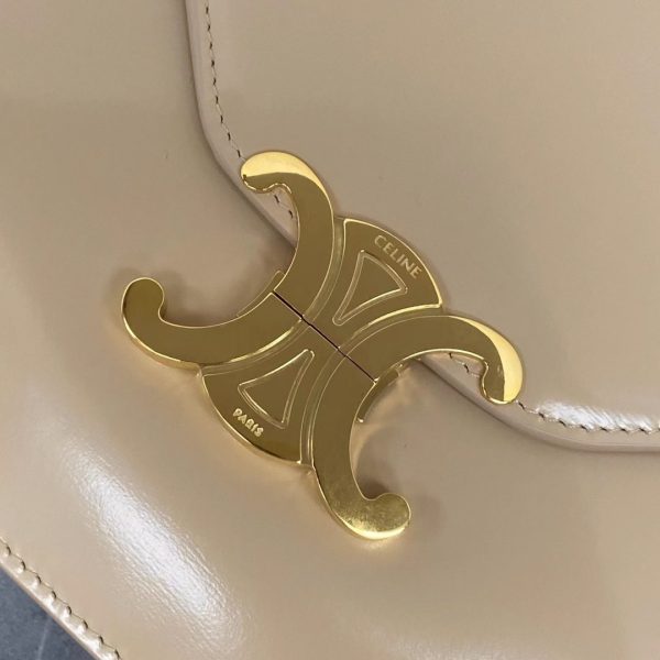 最安値挑戦セリーヌ チェーン ブザス トリオンフ ショルダーバッグ コピー Ces03951 - 画像 (6)