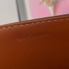 Lisa愛用！セリーヌ スモール ブザス 16（セーズ）偽物 バッグ 188013BO204LU - 画像 (8)