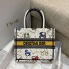 入手困難ディオール BOOK TOTE 偽物 ジャルダン ディヴェール 花柄 刺繍 S M L dew17736 - 画像 (8)