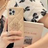 【日本未発売】シャネル iPhone 13/13 Pro クラシック ケース コピー shr27567 - 画像 (5)