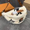 大人気！ルイヴィトン モコモコ バッグ 偽物 モノグラム テディ バムバッグ もこもこ M55425 - 画像 (3)