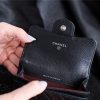 大人気！シャネル シルバーココマークロゴ カードケース コピー shk85362 - 画像 (8)