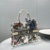 可愛いディオール BOOK TOTE 偽物 ジャルダン ディヴェール 花柄 刺繍 M1286ZRWDM941 - 画像 (2)