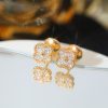 争奪戦 ヴァンクリーフ＆アーペル アルハンブラ ピアス 2色 vae55857 - 画像 (7)