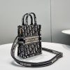 一目惚れ♪ディオール BOOK TOTE 偽物 ミニ フォンバッグ S5555CRIW_M928 - 画像 (2)