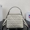 ☆超人気☆プラダ ロゴ ハンドバッグ ショルダーバッグ 偽物 puf30026 - 画像 (2)
