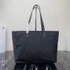 希少プラダ Re-Nylon トートバッグ 偽物 レザー ロゴ pum25160 - 画像 (2)