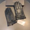 ボッテガヴェネタ イントレチャートレザー グローブ 偽物 bom82953 - 画像 (6)