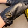 フェンディ ロゴ入り ブラックラムレザーのグローブ 偽物 fer70863 - 画像 (2)