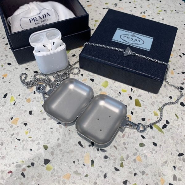 大人気!プラダ airpods ケース イヤホンケース コピー メッキ 光沢感 pui66880 - 画像 (8)