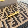 入手困難品！フェンディ FFロゴ 偽物 バッグ ショルダーバッグ fee69010 - 画像 (4)