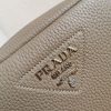 プラダ*レザー ショルダーバック 偽物 ミニポーチ付き pur26146 - 画像 (5)