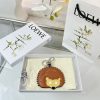 お洒落で可愛い ロエベ  Hedgehog Charm キーホルダー 偽物 lob47393 - 画像 (2)