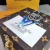 夏のアクセントに♪LV ビジューサック 偽物 LVプリズム キーホルダー vuv20371 - 画像 (3)